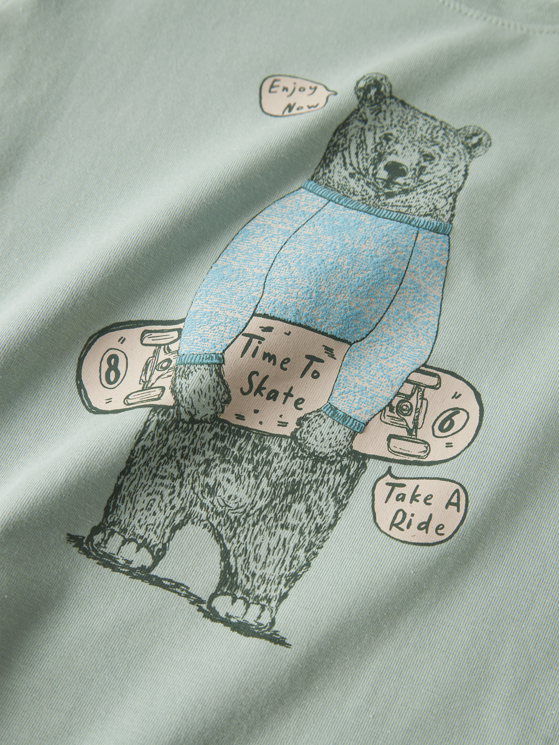 model_shot-front_full